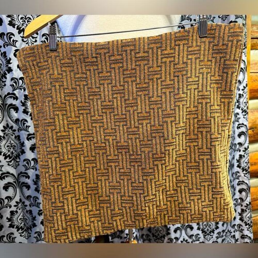 BNWOT Gold Rust Charcoal Pillow Cover Textured Chenille like material 17x17